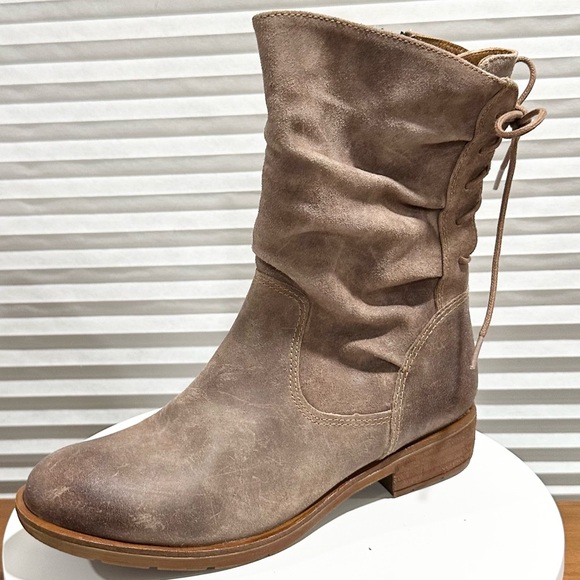 🌸 SOFFT🌸 Sharnell Waterproof Bootie Size: 8M - Picture 3 of 13